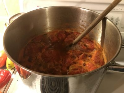 Boiling down tomatoes