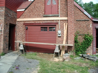 Roof, ledger up