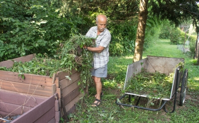 Nitrogen-rich compost food