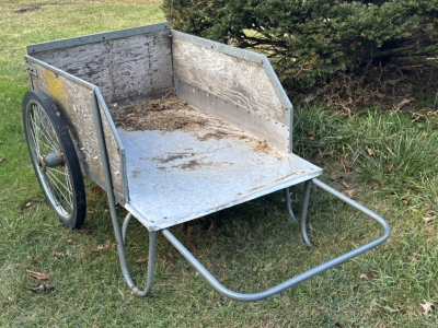 Cart with aluminum liner